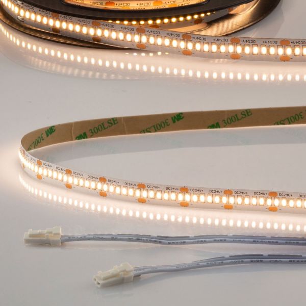 ISOLED LED CRI930 MiniAMP Flexband, 24V, 6W, 3000K, 120cm, beidseitig 30cm Kabel mit male-Stecker